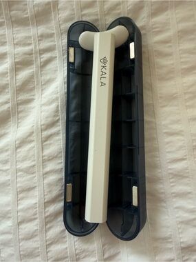 Kala LED Light Therapy Facial Wand